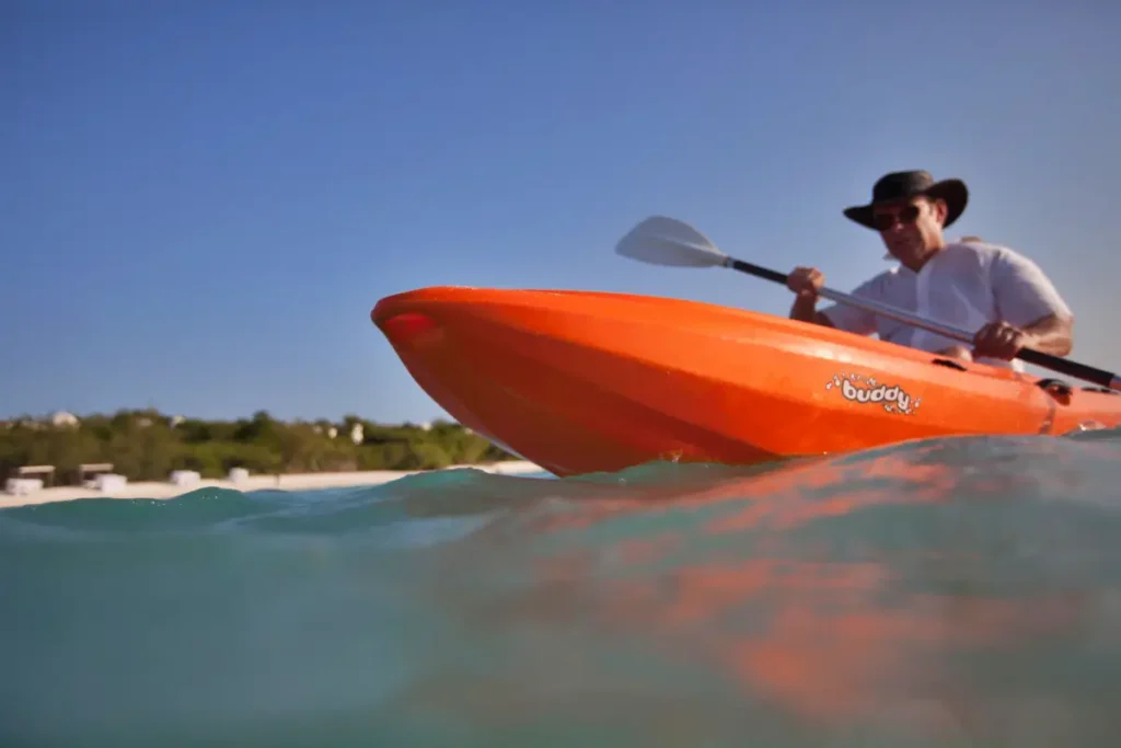 kilindi_-kayaking_csilverless - Africa Typique Safari